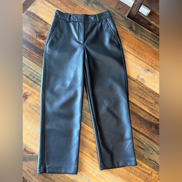 Aritzia Pants - NEW - Aritzia Babaton Vegan Leather Command Cropped Pant